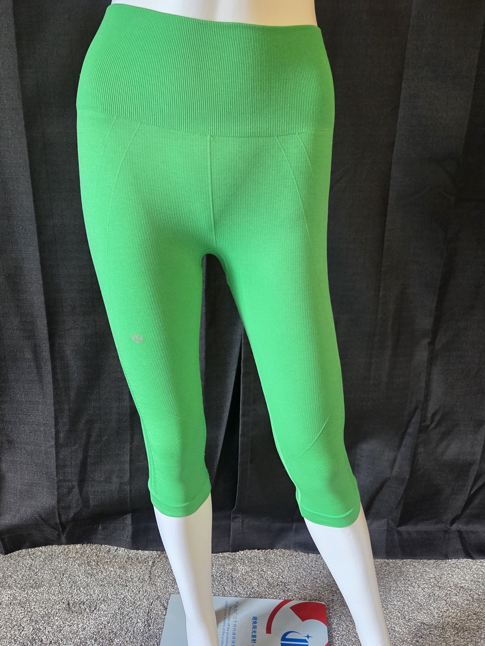 lululemon athletica Seamless High-Rise Crop Leggings in Neon Green
